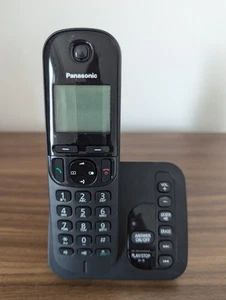 Panasonic KX-TGC224 Telefon bezprzewodowy Główna baza i słuchawka - bez kabli - KX-TGC220 - Zdjęcie 1 z 7