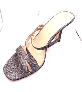 Pelle Moda Ostin Strap Jeweled Embellished Sandal Size 10M Pewter - Picture 1 of 5