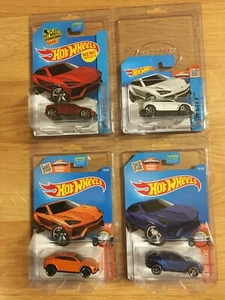 Hot Wheels Lamborghini Urus Lot Of 4 Variations In Protect Packs - Picture 1 of 8