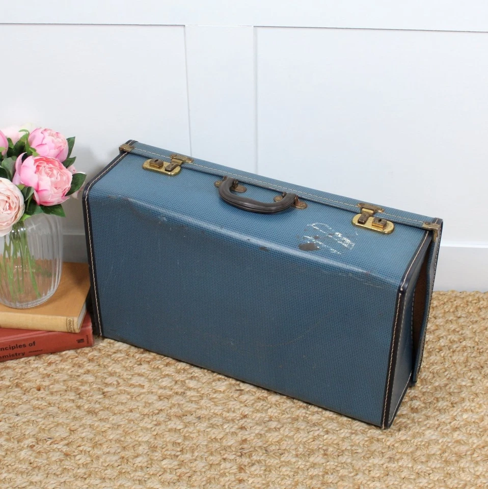 Vintage 1950's/60's Blue Suitcase. Clean & Dry Interior for Storage. - Image 1 of 4