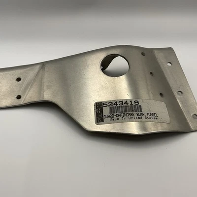 01 Polaris Sks 700 Oem Chaincase Sump Tunnel Guard 5243419 SP105 - Изображение 1 из 2