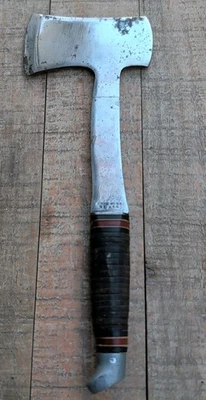 Hacha de colección SCHRADE WALDEN con mango de cuero Foto 1 de 4