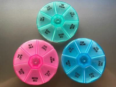 3 x RUNDE Medikamentenbox Pillendose 7 Tage Tablettenbox Pillenbox Tablettendose - Bild 1 von 3