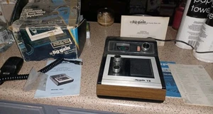 Ricetrasmettitore Hy-Gain VII 7 CB vintage FUNZIONANTE con manuale e spina/microfono a muro AC - Foto 1 di 11