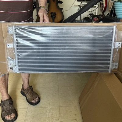 Condensador de aire acondicionado delantero de aluminio estilo fábrica Jeep Compass Patriot 2007-2017 Foto 1 de 4