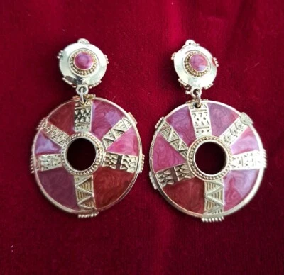 "Pendientes de clip vintage firmados por Berebi esmalte arándano malva tono dorado 2,25""" Foto 1 de 4