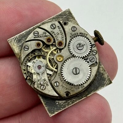 23.6mm Cyma Ref 010 Tavannes Manual Wind 15 Jewels Watch Movement Vintage PARTS - Image 1 of 4