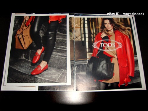 TOD’S TOD'S 2 pagine STAMPA ANNUNCIO autunno 2017 ANDREEA DIACONU donna piedi in mocassini rossi CAVIGLIE
