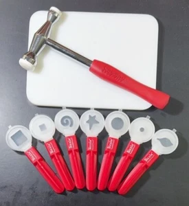 SIZZIX Paddle Punch Set - Hammer - impression board and 7 punches - Picture 1 of 1
