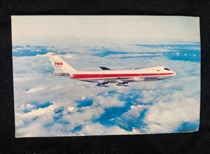 SIGNED Astronaut Tom Stafford Vintage TWA Postcard Gemini VI, IX, Apollo X - Foto 1 di 2