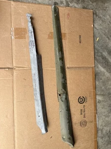 Porsche 911 Right Door Strip 90153109220 / 911 912 '67-'69 - Picture 1 of 1