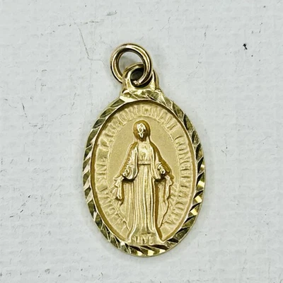14K Yellow Gold Oval Miraculous Medal Virgin Mary Religious Pendant .75g 2 cm - Image 1 of 4