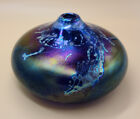 Lampe à huile multicolore irisée en verre Coleman Art bleu et violet signée 74