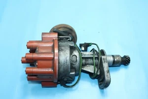 Mercedes W107 R107 W116 Sl SLC Distributor A0021585701 Bosch 0237404002 - Picture 1 of 4