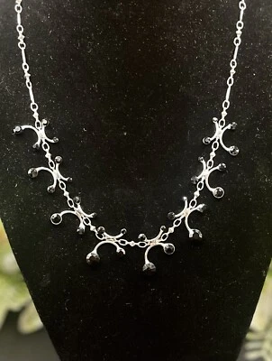 "Collar delicado de plata y negro de 16""" Foto 1 de 4