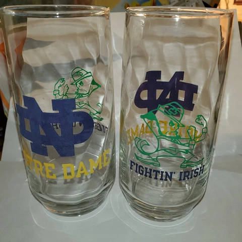 2~Collectible Notre Dame University Fighting Irish 16oz Glasses Cover