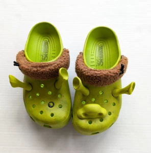 Shrek Crocs Mens 8 Womens 10 DAMAGED READ Classic Clog Dreamworks - Picture 1 of 6