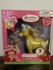 BRAND NEW STRAWBERRY SHORTCAKE HONEY PIE PONY SCENTED MINOR BOX DAMAGE AGES 4+