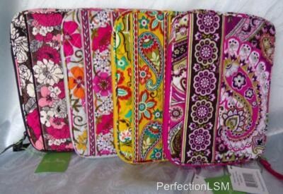 NWT Vera Bradley Ipad or Tablet Sleeve in Provencal or Lola Pattern--protection - Image 1 of 4