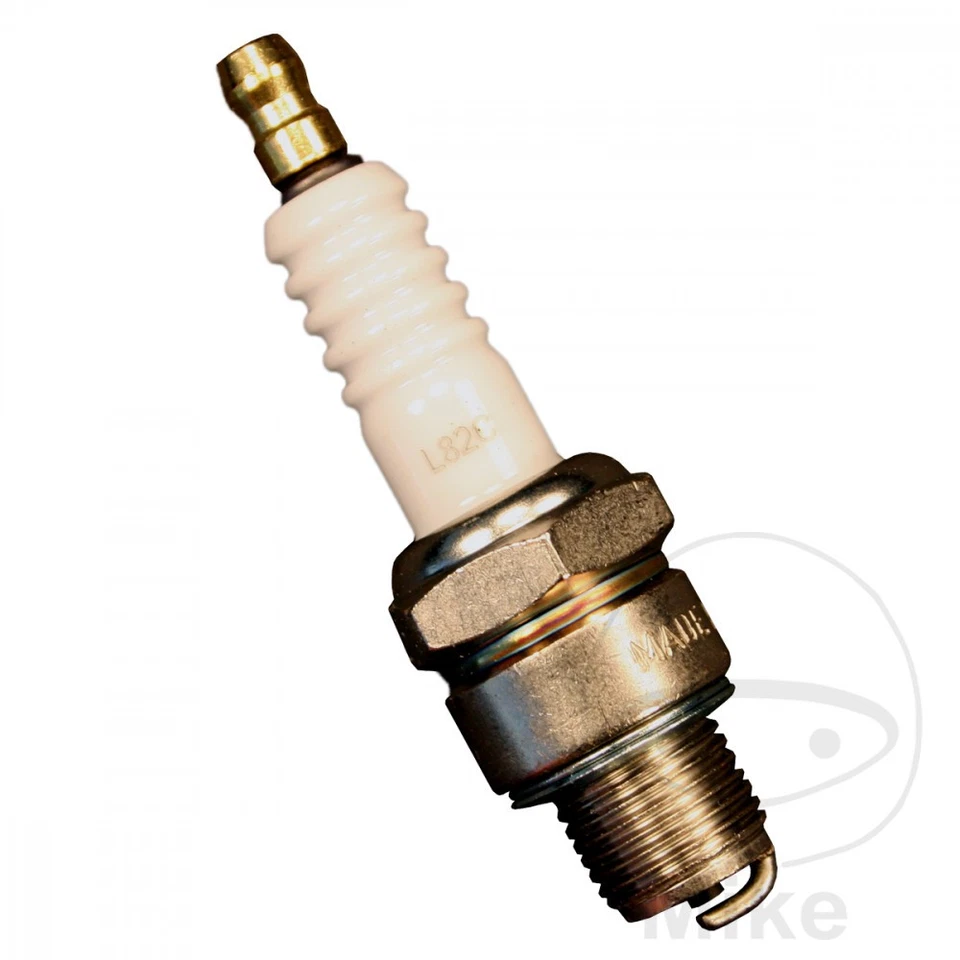 CHAMPION Spark plug L82C - Image 1 of 1