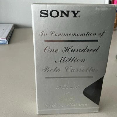 Sony Betamax ¡COLECCIONABLE RARO! 100.000.000th Foto 1 de 4