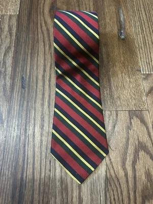Винтажный галстук Aquascutum Repp, красный зеленый и желтый, отличное состояние товара - Изображение 1 из 3