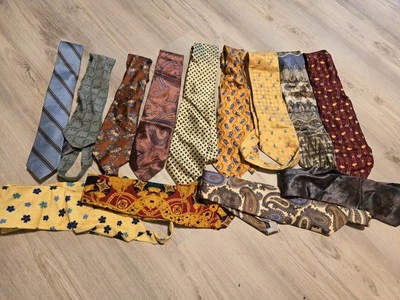 Lot of 13 Vintage Tie 100% SILK Floral Geometric Striped - Image 1 of 4