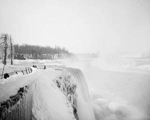 Anfang 1900, Blick auf die Niagarafälle 1901, Schnee, Foto, neues Reproduktionsbild - Bild 1 von 1