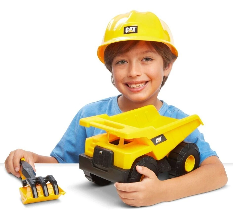 CAT 82061 Caterpillar Construction Fleet Dump Truck & Sand Tools