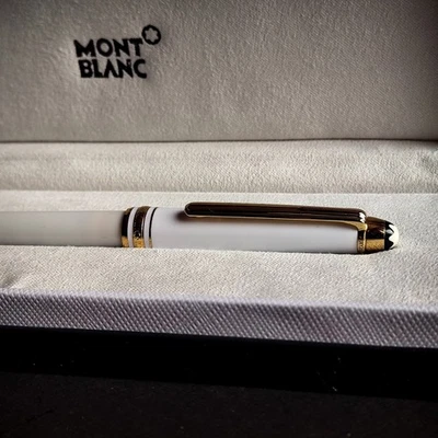 Bolígrafo blanco Meisterstück Classique | Anillos y adornos recubiertos de oro Foto 1 de 4