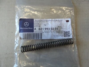 Mercedes OM615 OM616 OM617 OM621 Timing Chain Tensioner Spring New - Picture 1 of 1