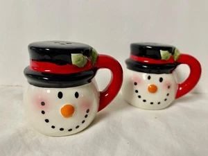 Christmas Snowman Ceramic Salt Pepper Shaker Set Holiday Top Hat Holly Handles - Picture 1 of 8