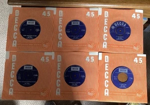 Six Tom Jones UK Singles - Picture 1 of 1