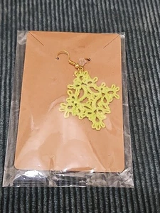 Pendientes estilo ganchillo sin marca - verde floreciente - Imagen 1 de 4