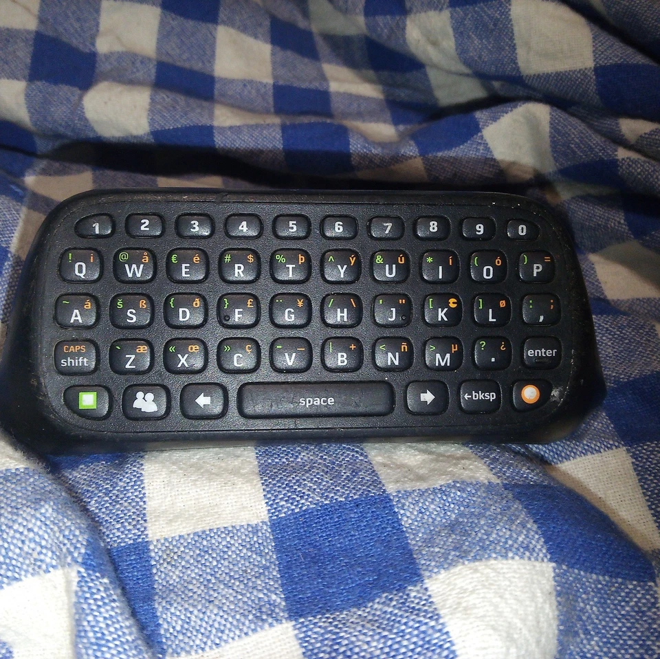 Controlador para juegos teclado QWERTY negro Microsoft Xbox 360 Chatpad X852479001 Foto 1 de 3