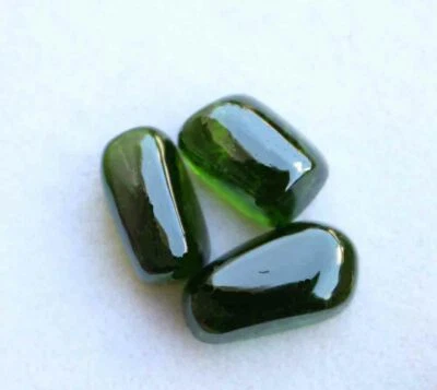 Piedras preciosas sueltas de color verde cabujón cuadrado de turmalina natural de 19,70 quilates de 7*13 mm Foto 1 de 3