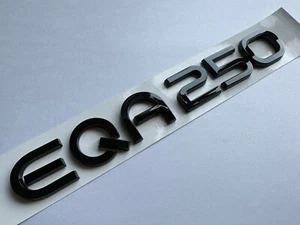 INSIGNIA NEGRA BRILLANTE EQA250 AJUSTE MALETERO TRASERO MERCEDES BENZ NUEVO ESTILO ELÉCTRICO EQC - Imagen 1 de 1