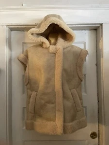 Jakke Damen Weste Kunstfell hellbraun mit Kapuze Gr. Medium EUC - Bild 1 von 7