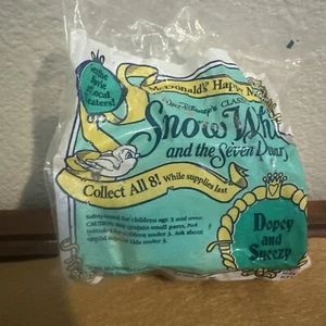 McDonald's Happy Meal 1992 Disney's Snow White Seven Dwarfs-Dopey Sneezy Figure - Picture 1 of 3