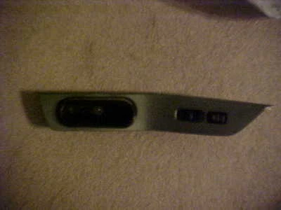  MITSUBISHI GALANT 2003 MANIJA DE PUERTA DE PASAJERO, INTERRUPTORES Y TRAX Foto 1 de 4