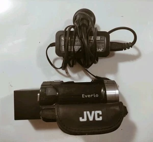 JVC EVERIO CAMCORDER WIFI + CABLE BATTERY FOR REPAIR OR PARTS MODEL GZ-EX555BAA - Picture 1 of 12
