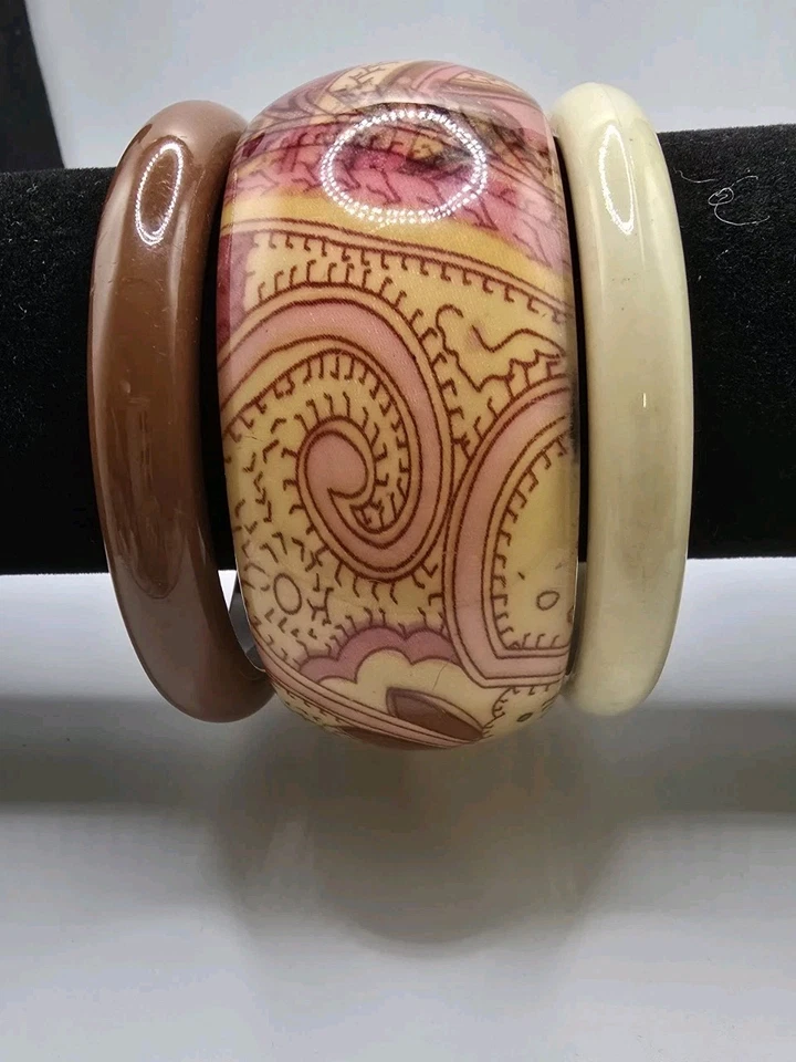 Brazalete Vintage Grueso Diseño Cachemira LUCITE y Acrílico Marrón y Crema  Foto 1 de 4