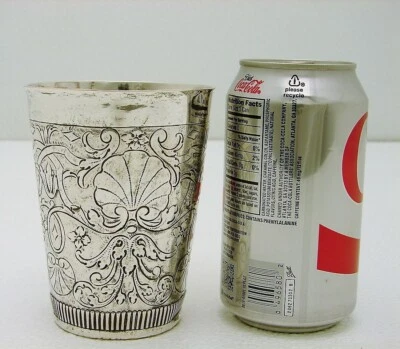 Copa de plata maciza perseguida a mano Breslau Wroclaw Alemania Polonia marcada MI circ 1710 Foto 1 de 4