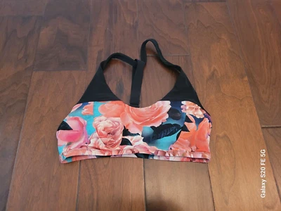 Lululemon секретный сад плавать/бикини верх, женский размер 4 - Изображение 1 из 3