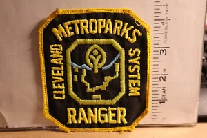 police patch   CLEVELAND METRO PARKS RANGER POLICE OHIO - Picture 1 of 1