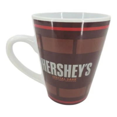 Taza especial Hershey's mezcla pastel chocolate negro Foto 1 de 4