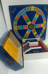 Trivial Pursuit game - Picture 1 of 3