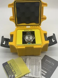 New Invicta Pro Diver Men's Stainless Steel Wristwatch Quartz Model 15183 w/Case - Picture 1 of 8