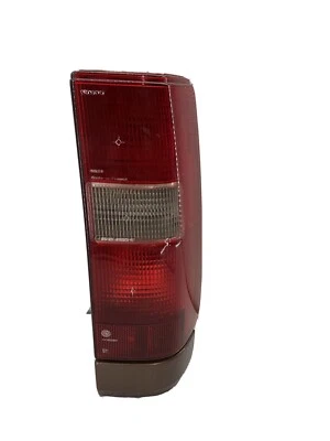 1994-1997 Volvo 850 Station Wagon LOWER right passenger taillight tail light oem - Image 1 of 4