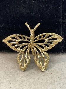 VINTAGE HANDMADE Solid 14K Yellow Gold Diamond Cut Filigree BUTTERFLY Pendant - Picture 1 of 18